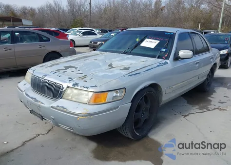 1999 Mercury Grand Marquis Gs z USA, uszkodzony, nr VIN 2MEFM74W9XX680268